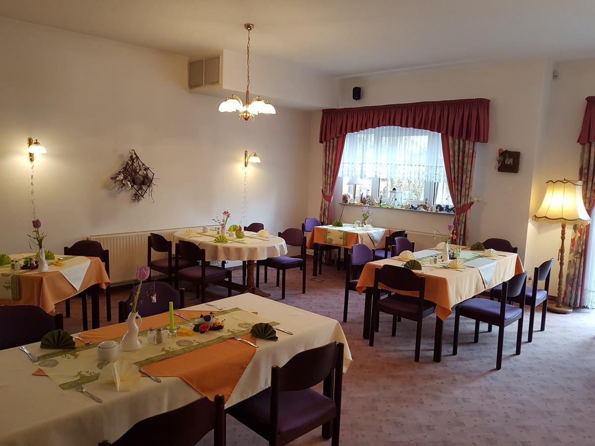Landhotel Trampe Екстер'єр фото