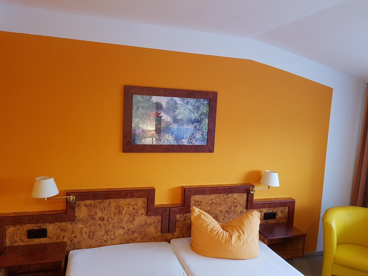 Landhotel Trampe Екстер'єр фото